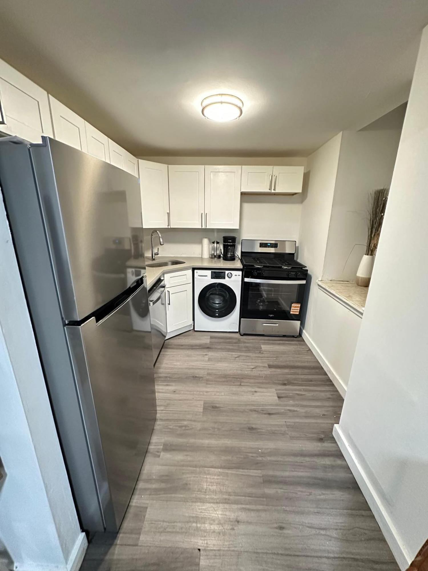 3bd Cozy Unit Next To Park