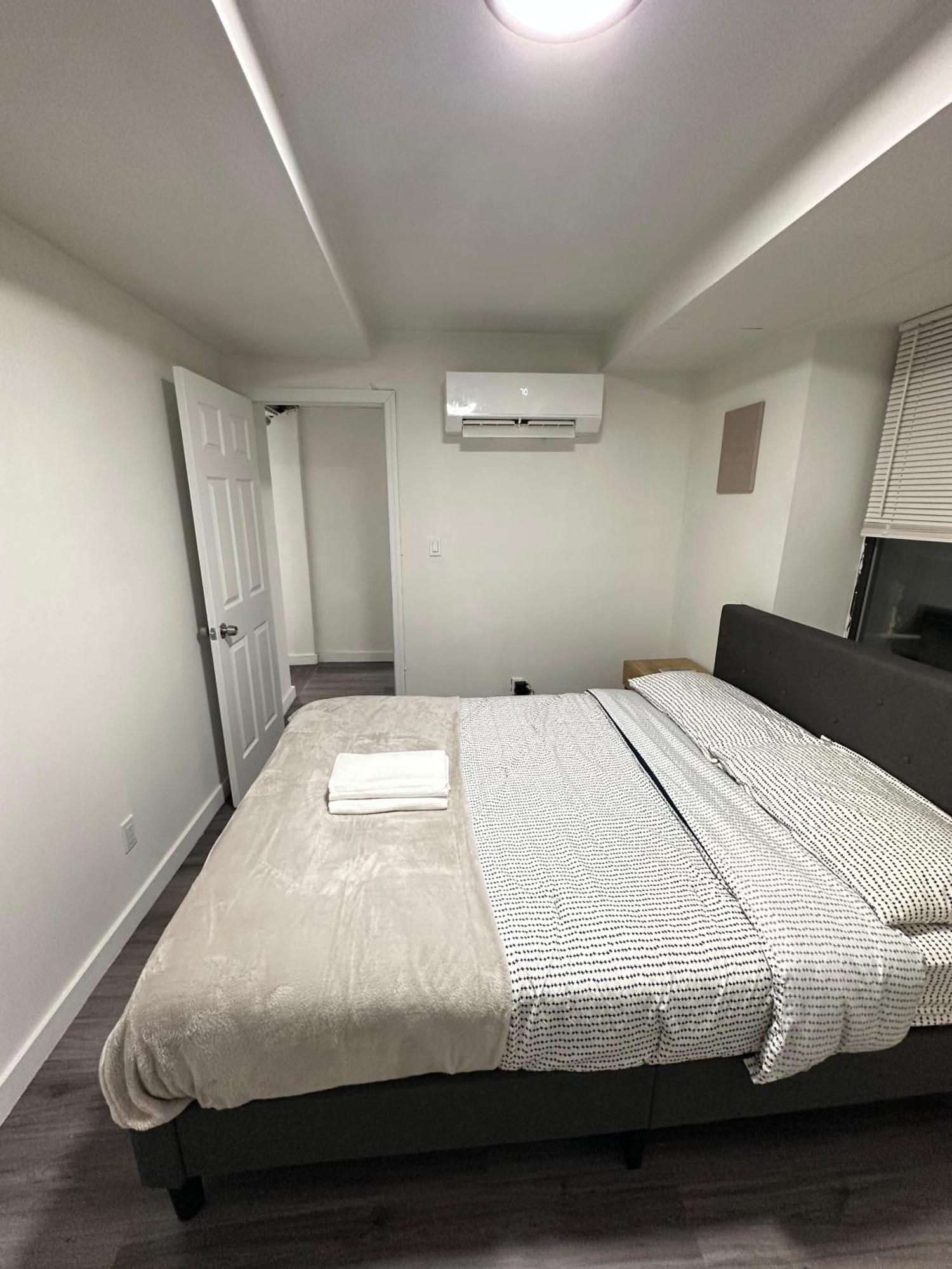 3bd Cozy Unit Next To Park * New York